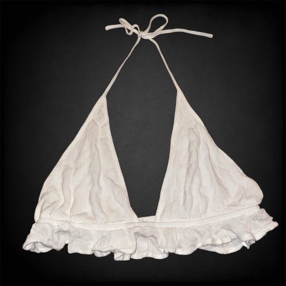 Garage Babydoll Peplum Halter Cami in Snow White - Picture 3 of 8